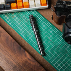 Carbon Fiber Refillable Pen