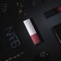 Lofree Gloss Lipstick-Shaped Power Bank