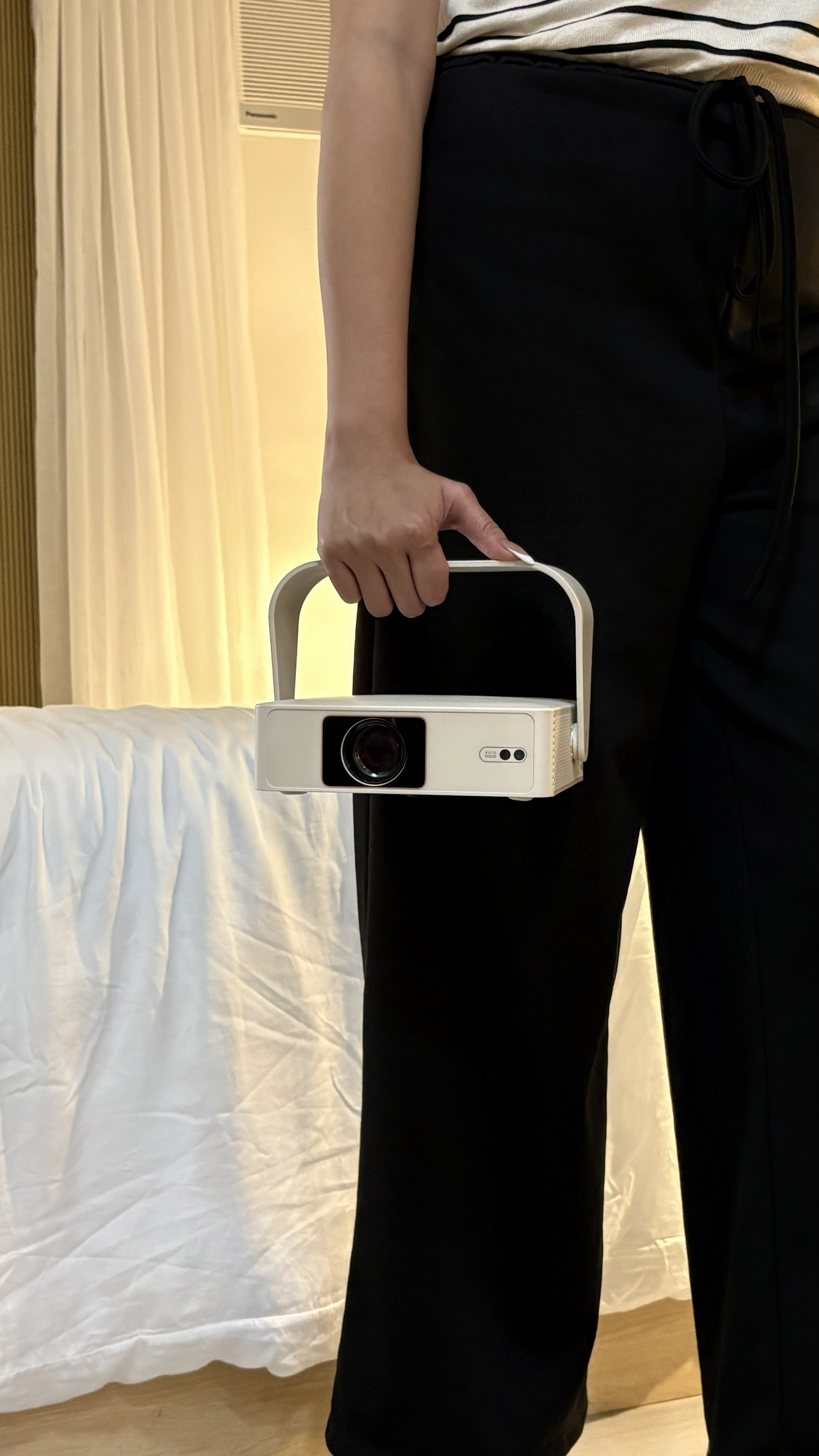 Yaber L1 Pro Projector