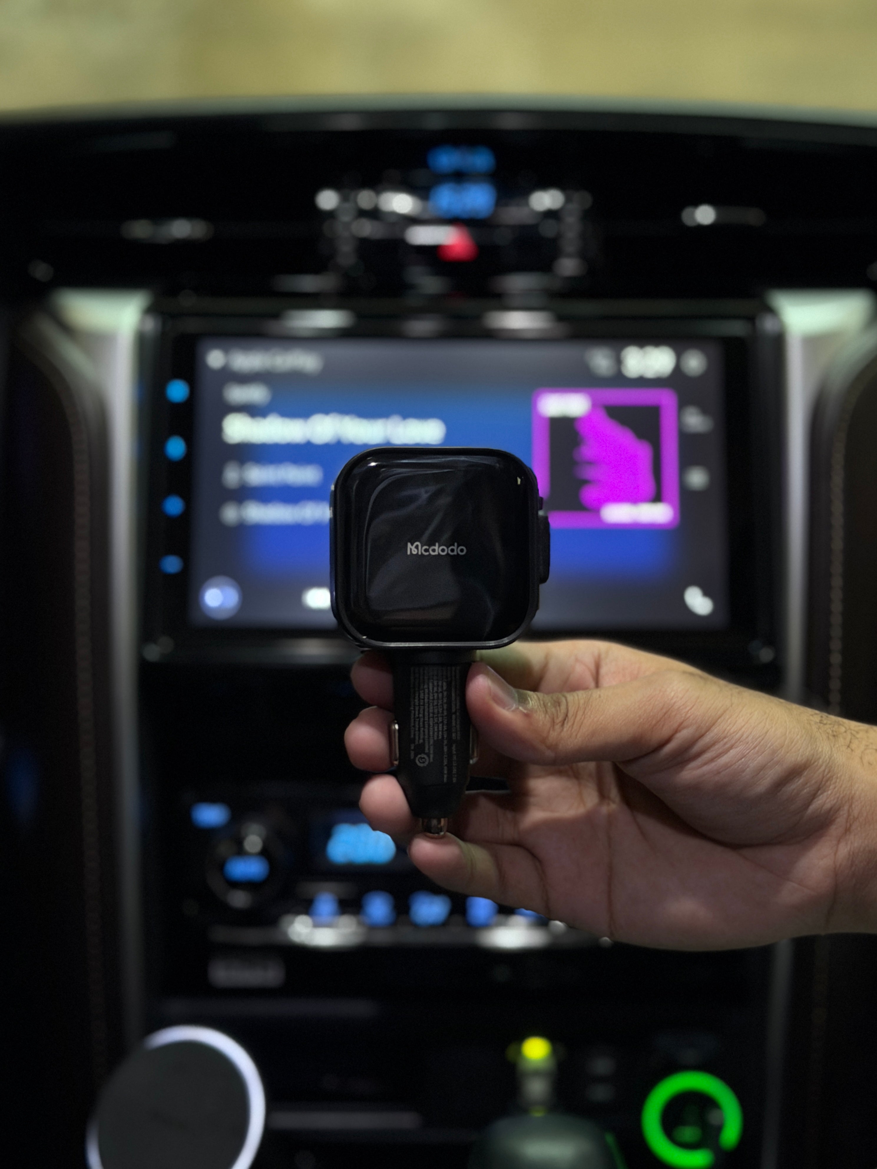 Mcdodo FreeGo Pro 93w LED Display Car Charger