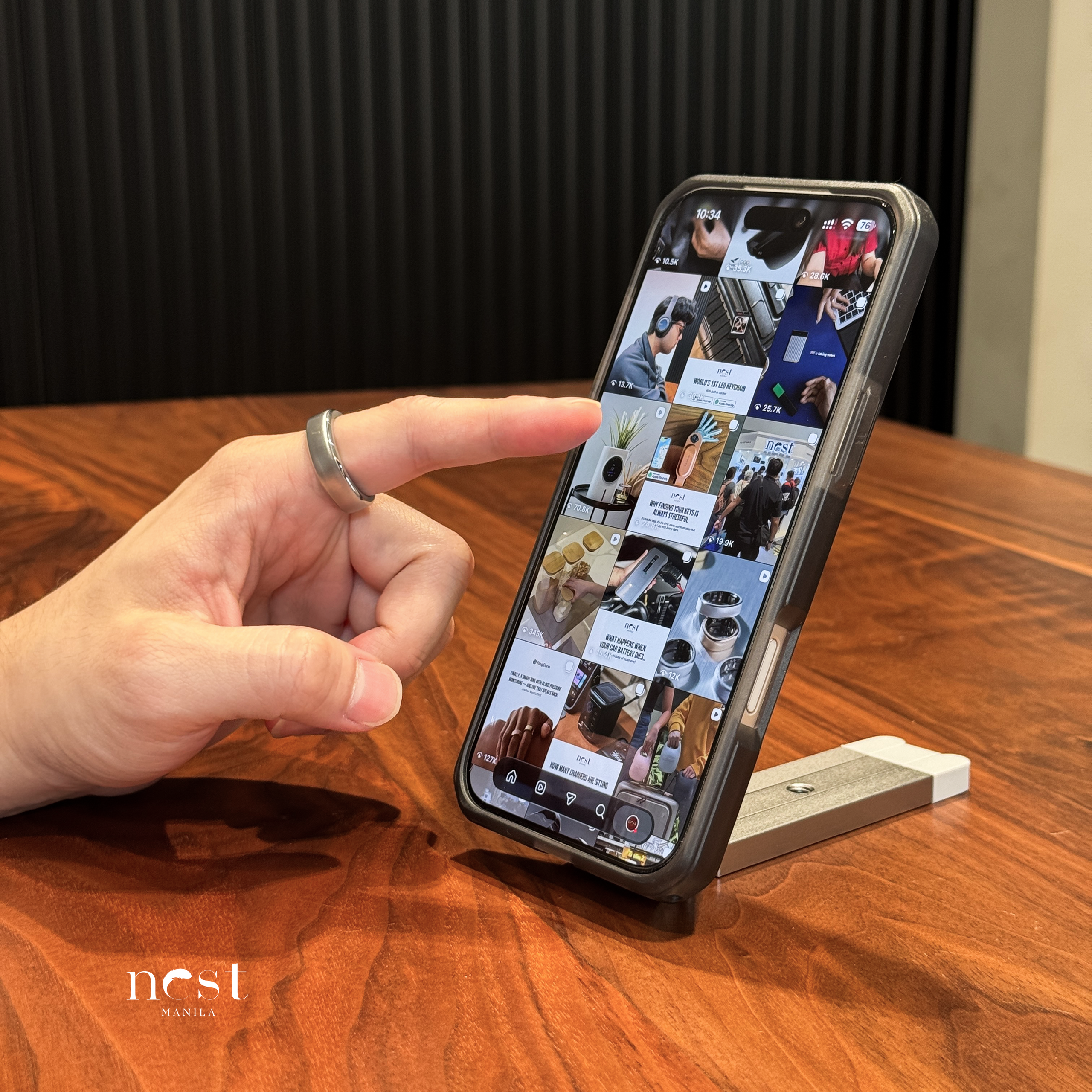 Mcdodo Foldable Magnetic Phone Stand