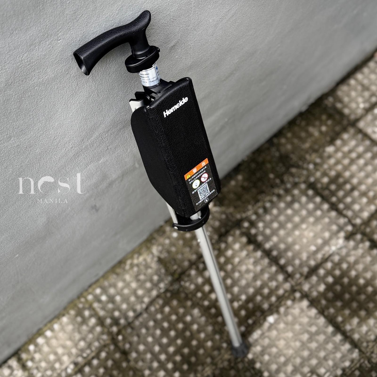 Hemeide Foldable Cane with Chair