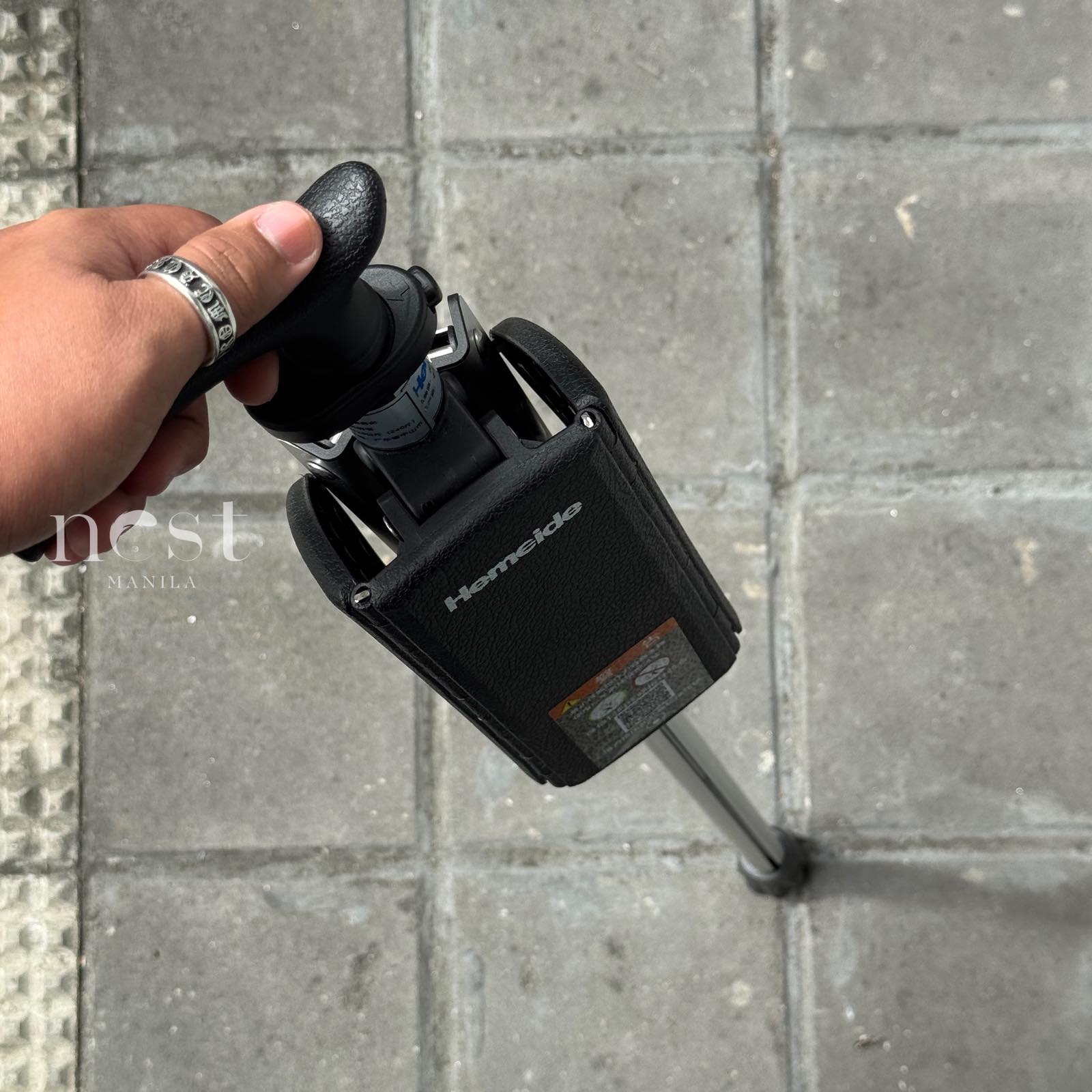 Hemeide Foldable Cane with Chair