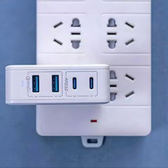 Momax OnePlug 100w 4 Port GaN Charger