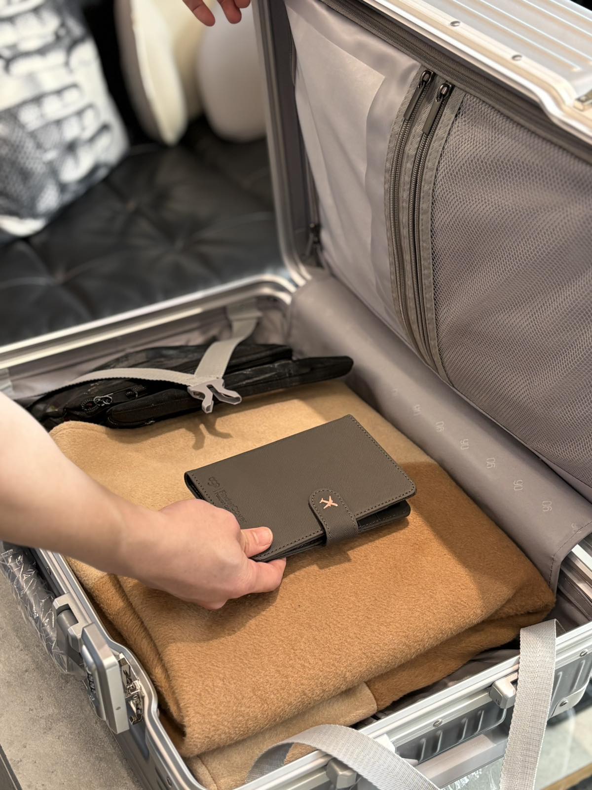 Ego Finder Cover Passport Holder