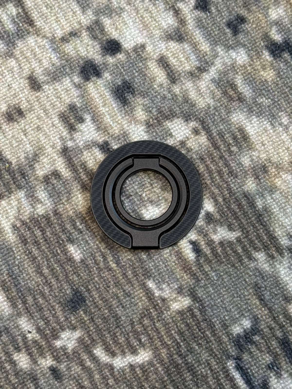 Carbon Fiber Magnetic Phone Ring Holder